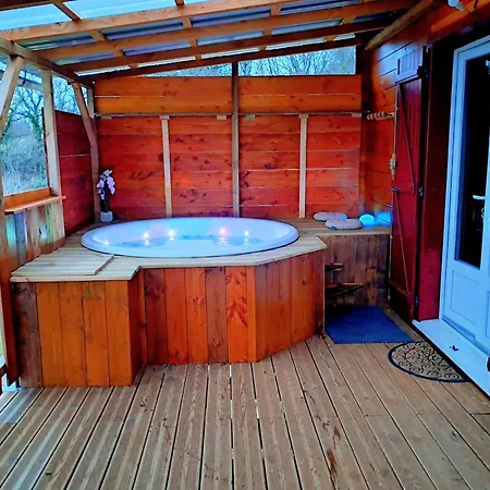 Le Nid Des Garrigues Avec Jacuzzi Prive Chalet Saint-Genies