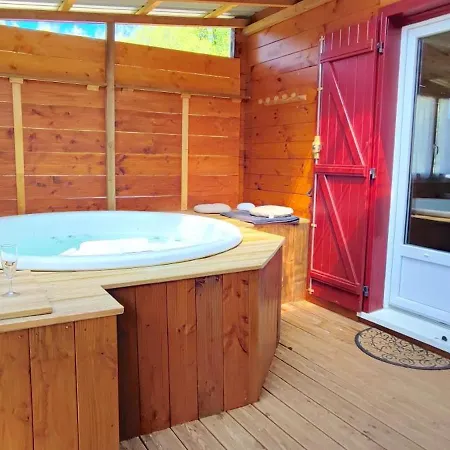 Le Nid Des Garrigues Avec Jacuzzi Prive