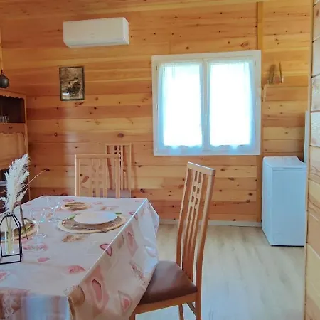 Le Nid Des Garrigues Avec Jacuzzi Prive Chalet *