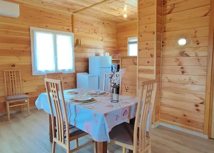 Horská chata Le Nid Des Garrigues Avec Jacuzzi Prive Saint-Genies