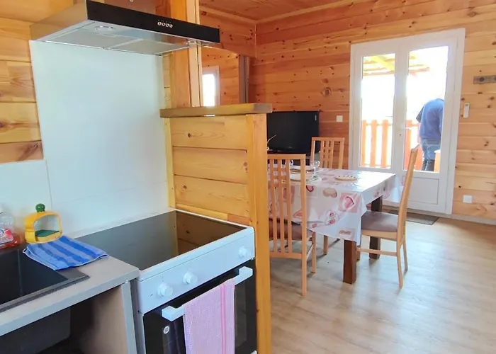 Horská chata Le Nid Des Garrigues Avec Jacuzzi Prive *