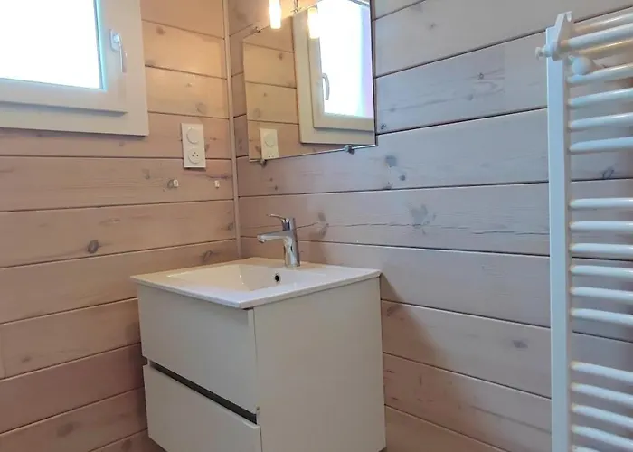 Le Nid Des Garrigues Avec Jacuzzi Prive Saint-Genies